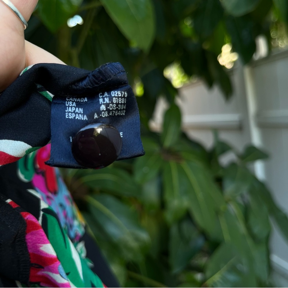 Vintage 80’s ESCADA black bodysuit with colorful floral detailing&shoulder pads - Picture 7 of 10